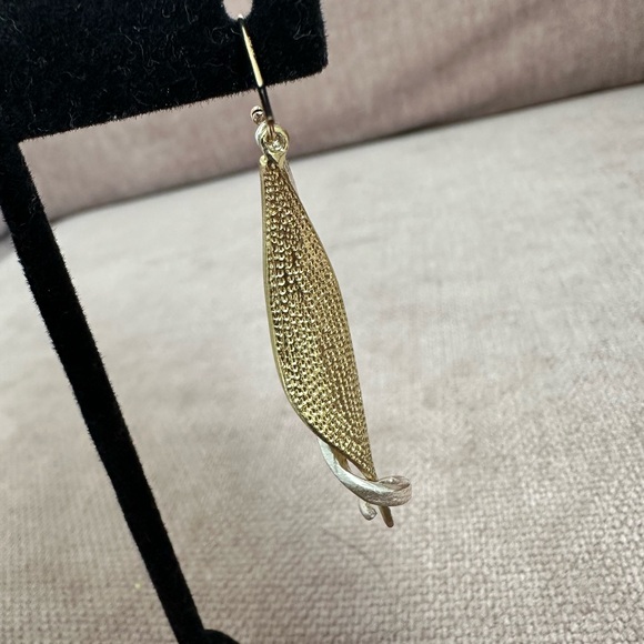 Josan NY Gold and Silver Earrings, NEW - Picture 9 of 12